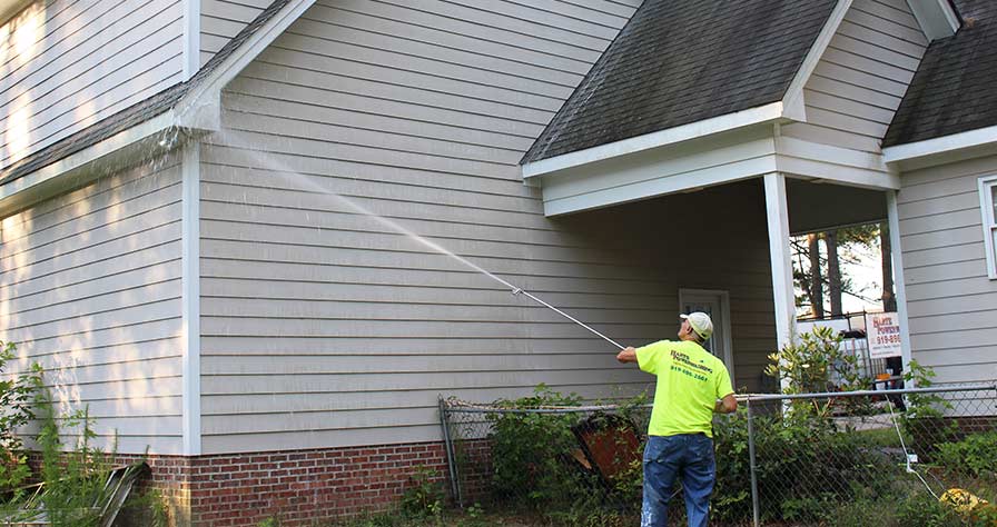Pros and Cons of Cleaning Roof With A Pressure Washer